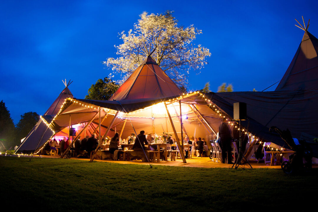 Wedding and party tents and tipis